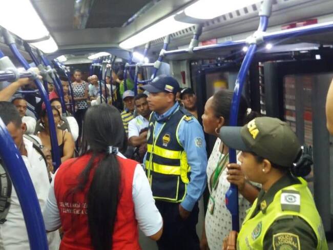 Continúan operativos en estaciones y buses de Transcaribe en Cartagena