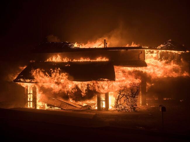 Inicialmente se informó que el incendio fue originado por una descarga eléctrica/Imagen de referencia