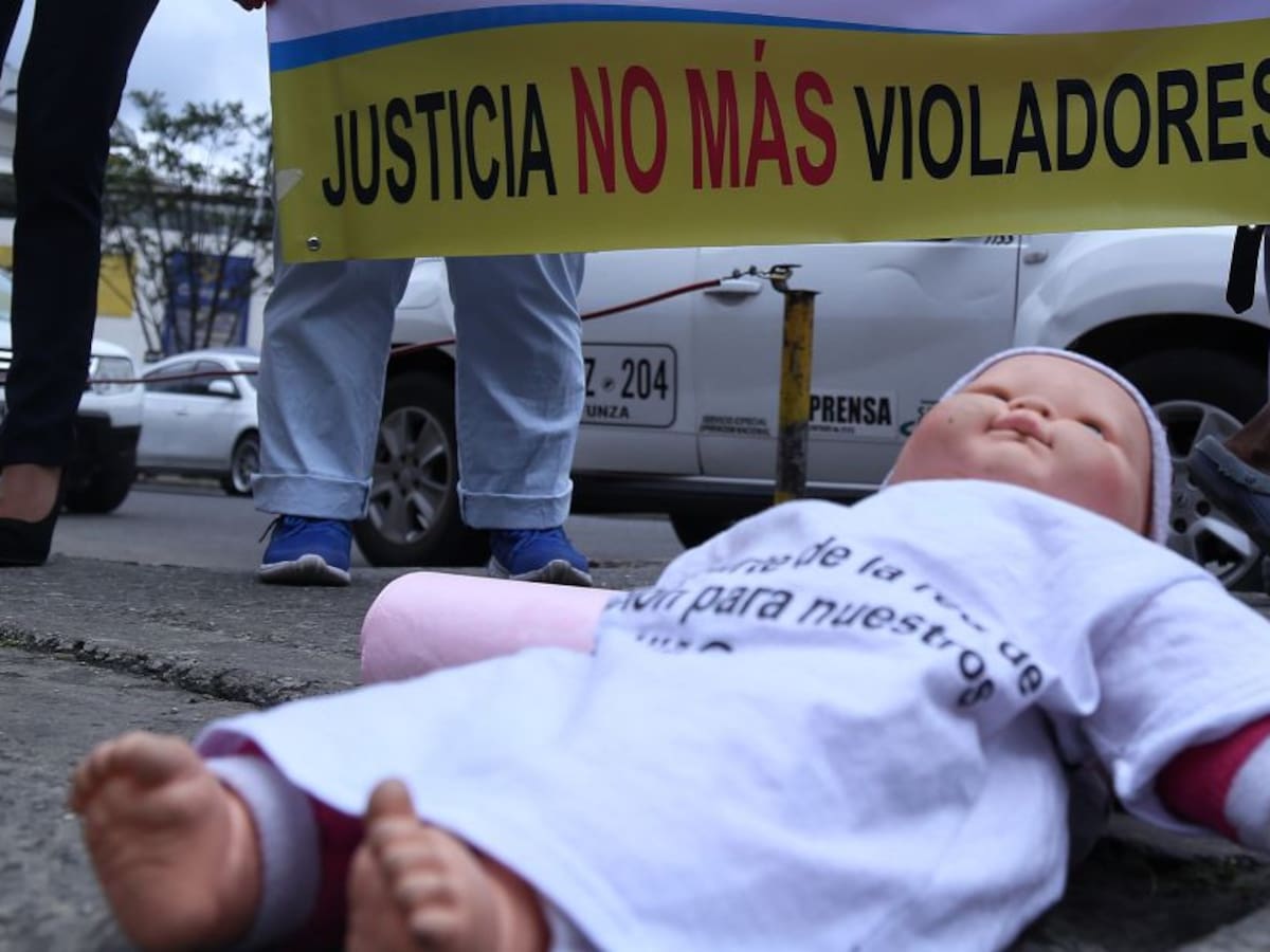 Se cae cadena perpetua para violadores y asesinos de menores de edad