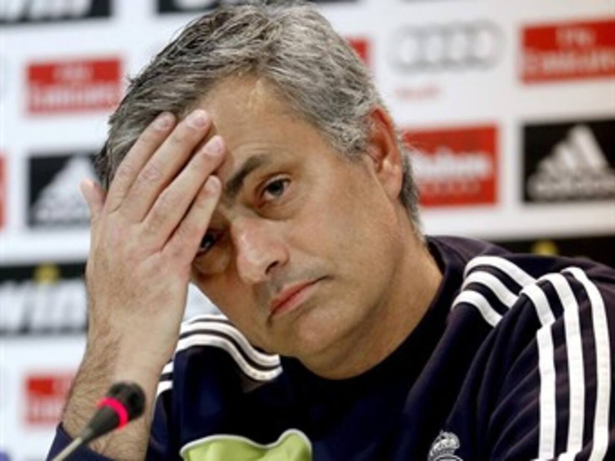 Mourinho en la cuerda floja mientras crece tensión en el Real Madrid