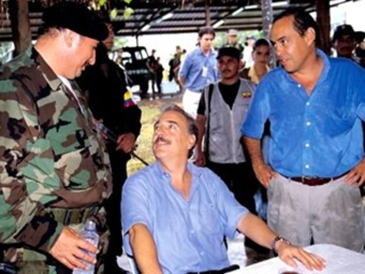 El proceso de paz no será fácil, pues hay interesados en que siga el conflicto: Camilo Gómez