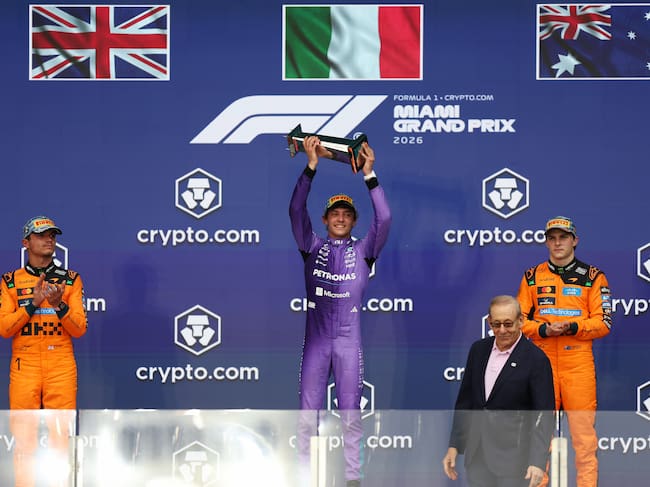 MIAMI, FLORIDA - MAY 03: Race winner Andrea Kimi Antonelli of Italy and Mercedes AMG Petronas F1 Team lifts his trophy on the podium during the F1 Grand Prix of Miami at Miami International Autodrome on May 03, 2026 in Miami, Florida. (Photo by Brett Farmer/LAT Images)