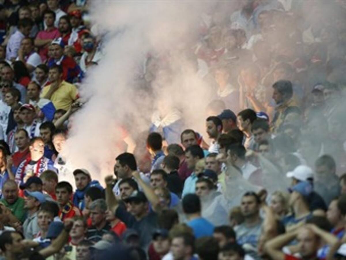 Uefa multa a Rusia con 30 mil euros