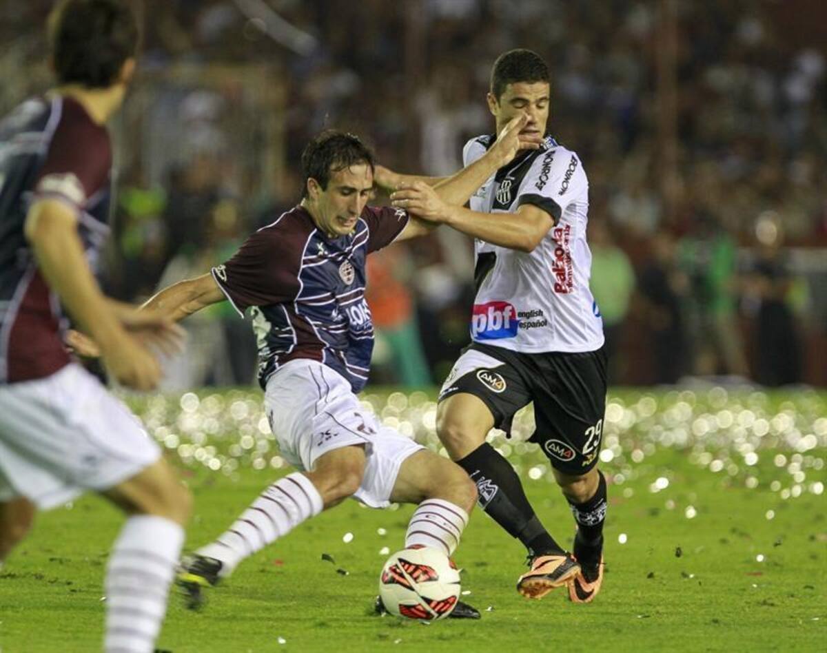 Lanús alcanzó su segundo título internacional, al derrotar a Ponte Preta en la final de Copa Sudamericana con marcador global 3-1. El 'granate' había sido campeón de la Copa Conmebol en 1996.