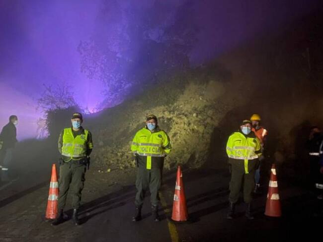 Paso a un carril vía Bucaramanga - Pamplona