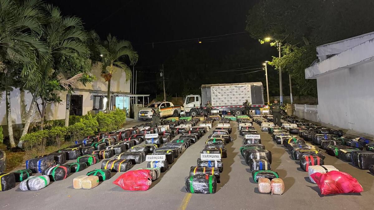Incautaron más de cinco toneladas de marihuana tras persecución policial en Valle del Cauca