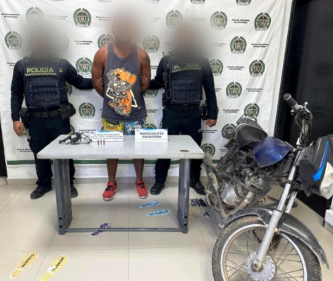 Alias “Mecha Corta” cayó con un revólver en Arjona