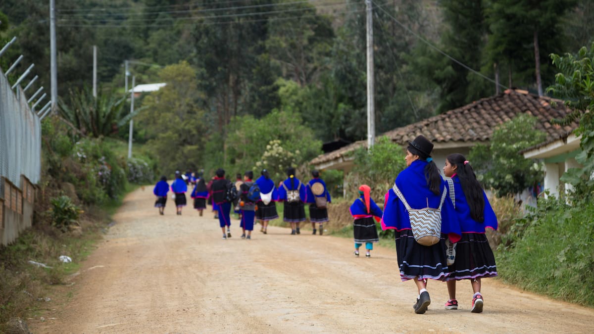 Más de 50 familias desalojadas en Silvia (Cauca) por enfrentamientos entre disidencias FARC y ELN