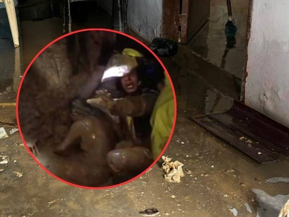 Una mujer fue rescatada bajo el lodo tras deslizamientos por lluvias en Barrancabermeja, Santander