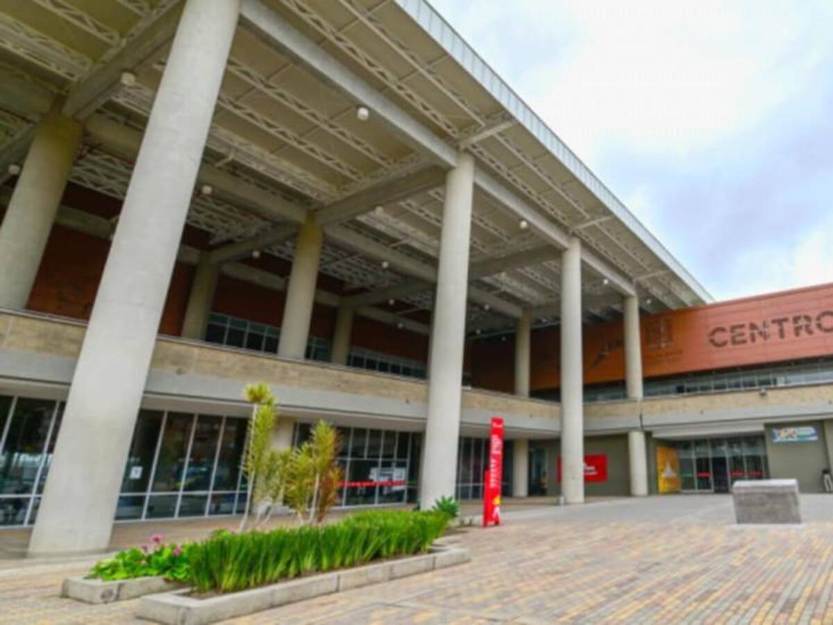 Los CEFE de Bogotá operan sin modelo financiero y podrían ser insostenibles, alerta concejal