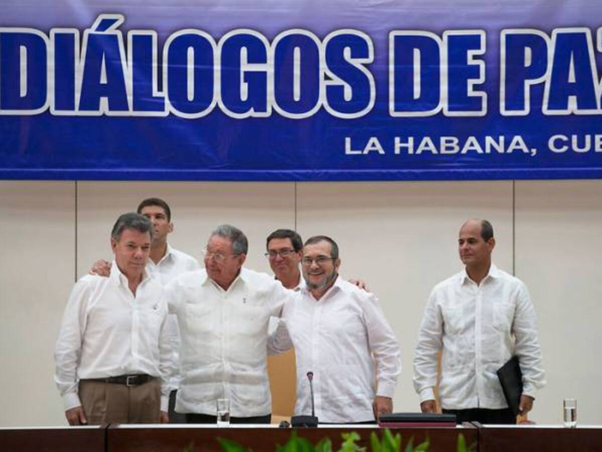 Presidentes futuros deberán respetar voluntad de colombianos sobre acuerdo de paz