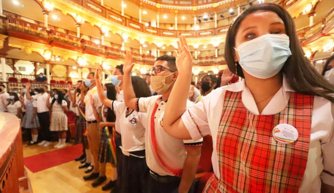 La personera distrital, Carmen de Caro, invitó a los personeros y personeras a trabajar en equipo, ejerciendo sus derechos y deberes