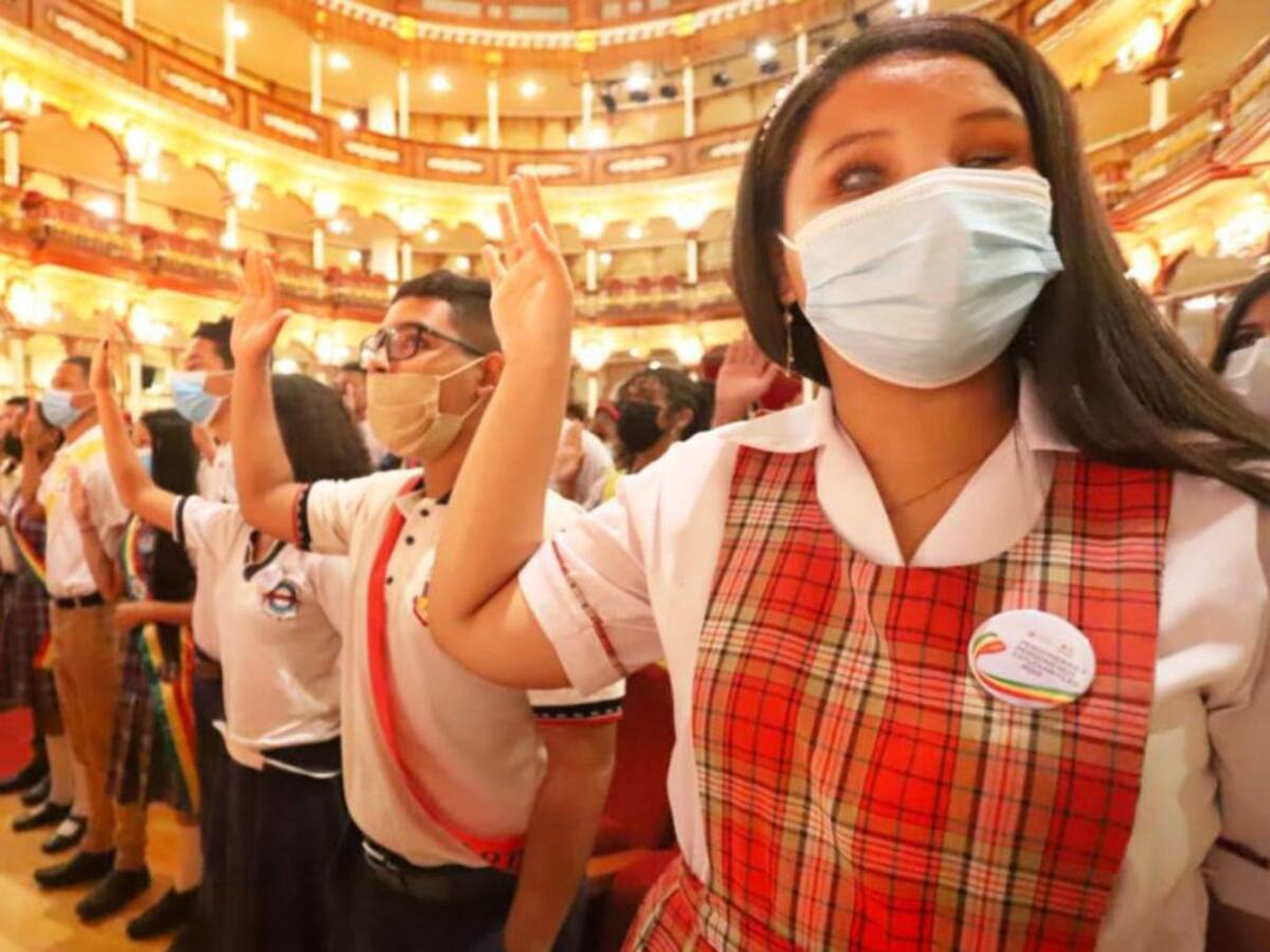 Personeras y personeros de escuelas públicas de Cartagena se posesionaron