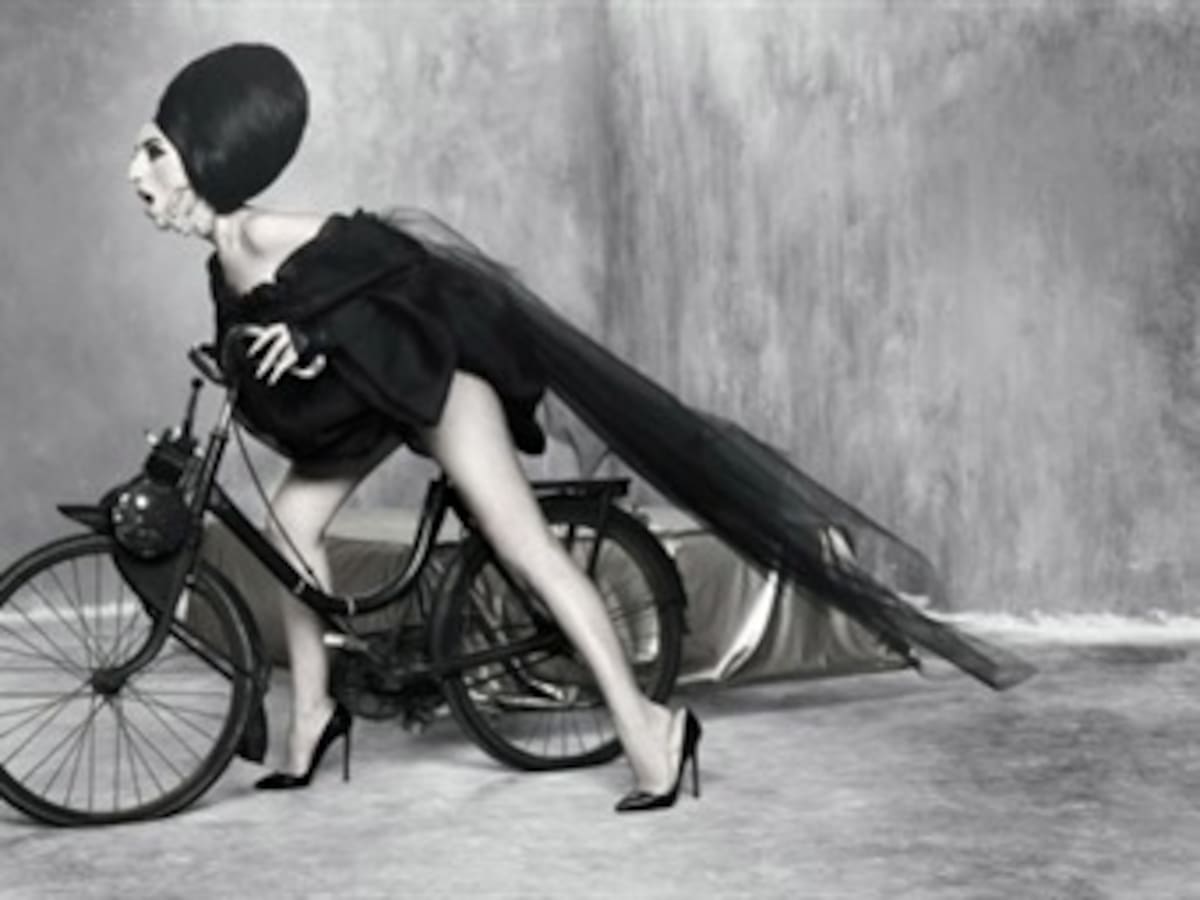 El fotógrafo colombiano Ruven Afanador expone su trabajo en el ‘Mambo’