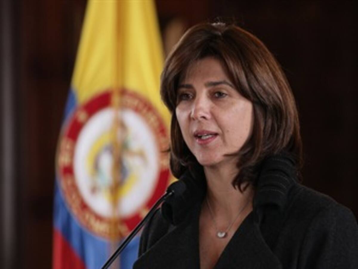 María Ángela Holguín, la canciller que se mantiene