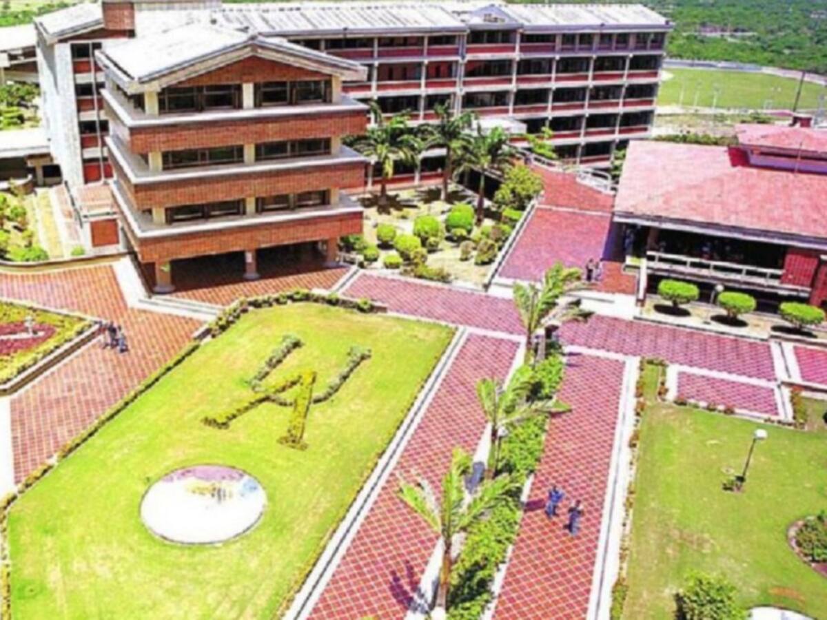 Suspenden por tres meses a exrector de la UniAtlántico, Rafael Castillo