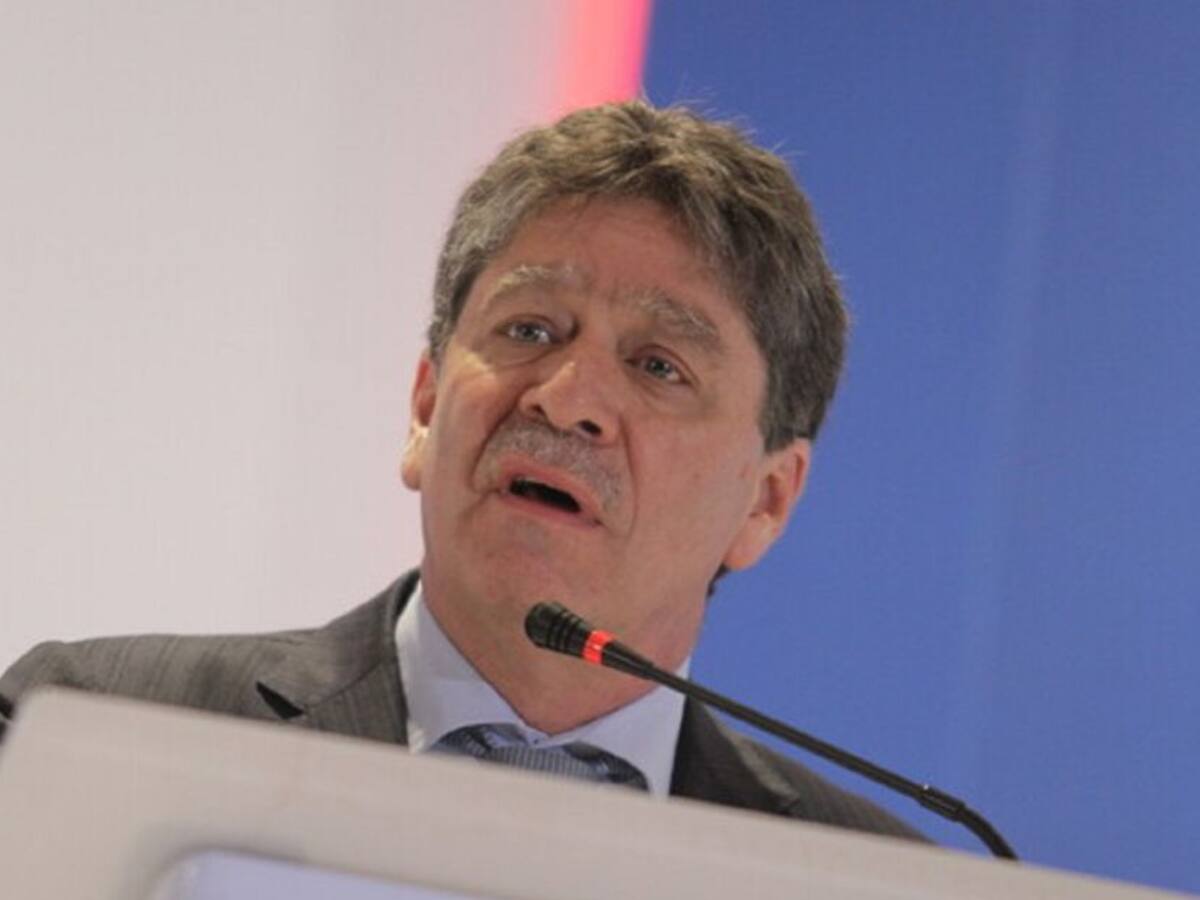 El reto está en ordenamiento de un gasto que recauda cada vez más: Mac Master