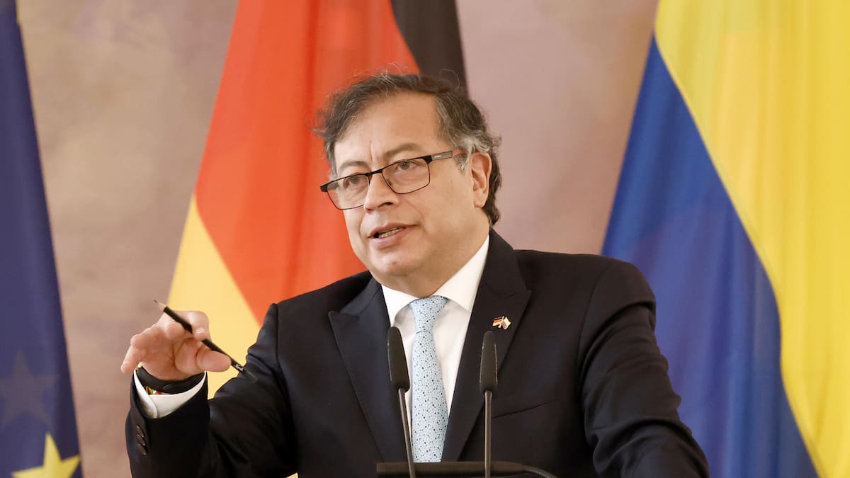 Presidente Petro pide nota de protesta a Rusia por atentado en Ucrania