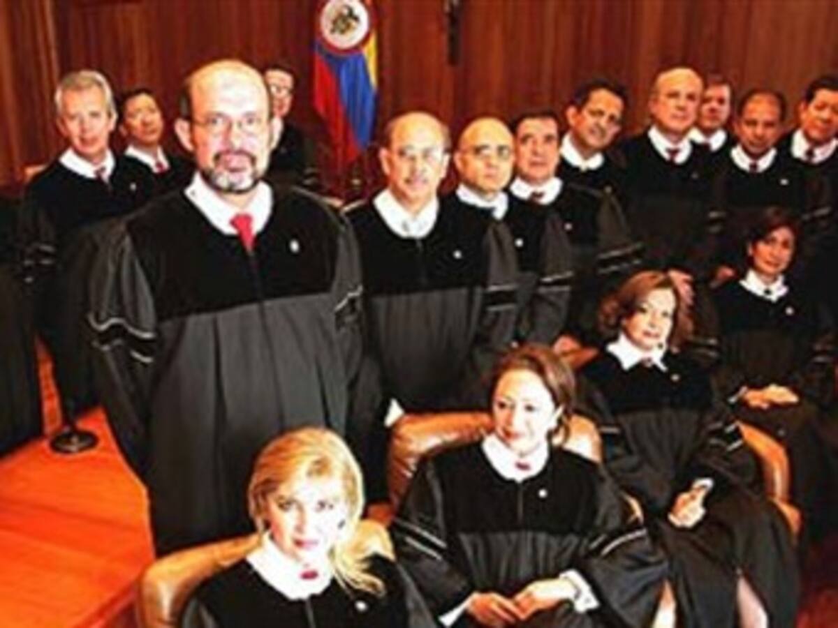 Rotas las relaciones entre Corte Suprema y el presidente Uribe