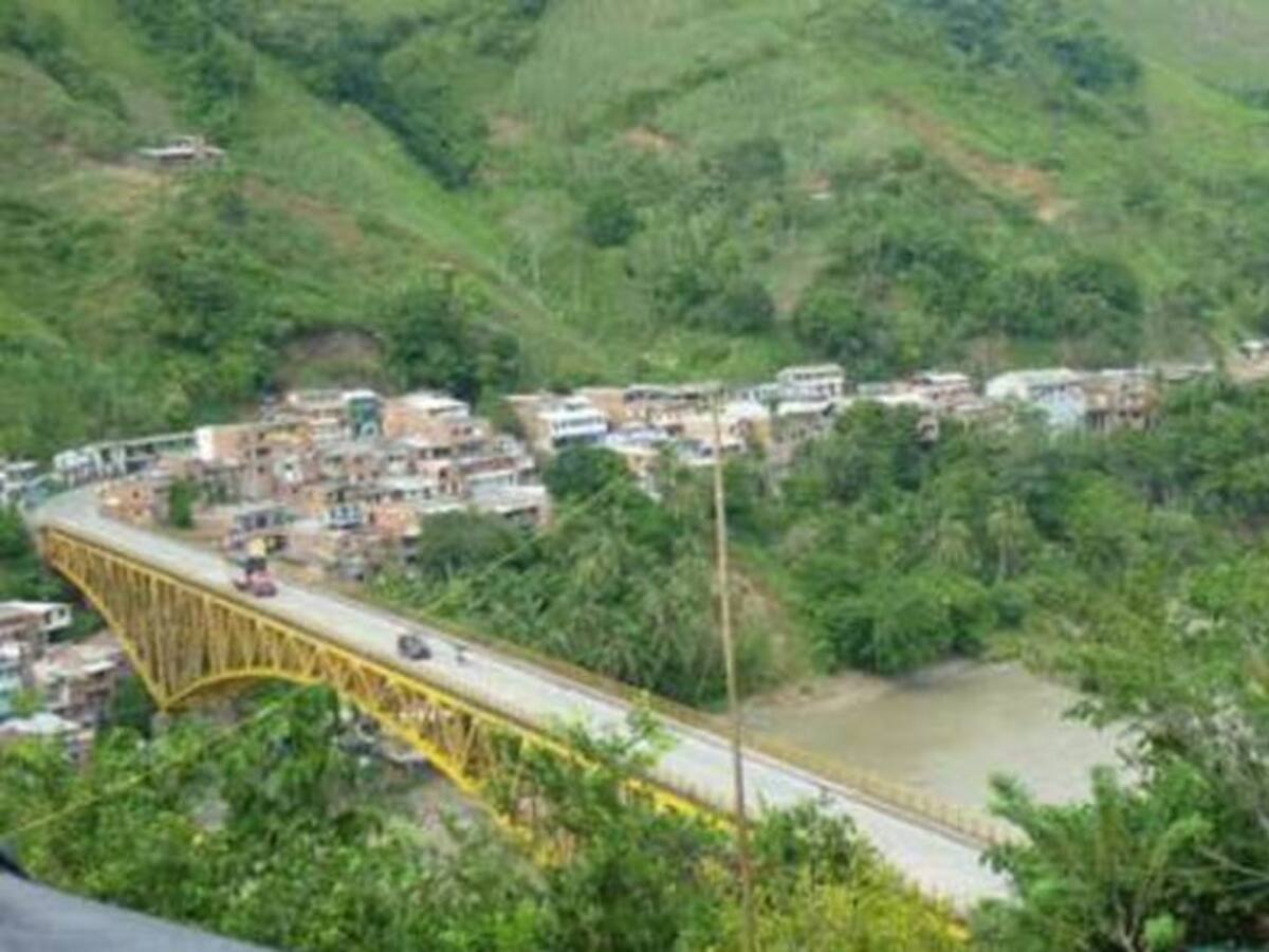 Autoridades saben dónde están los jefes de Caparrapos y disidencias Farc
