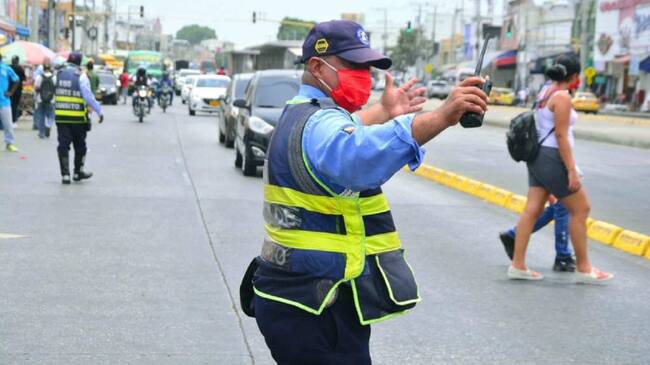 Agente de tránsito en Cartagena