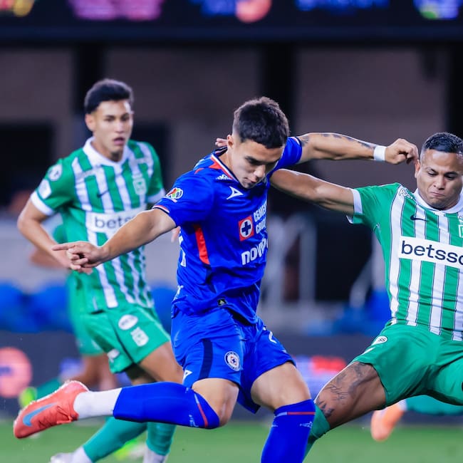 Cruz Azul goleó 3-0 a Nacional en Estados Unidos / Twitter: @CruzAzul.