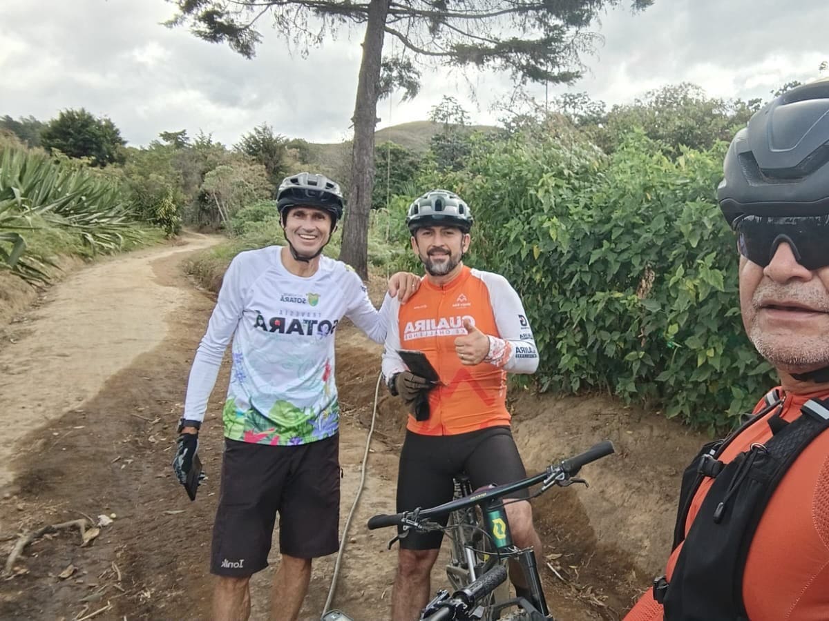 Tres militares en retiro fueron asesinados mientras montaban bicicleta en el Cauca