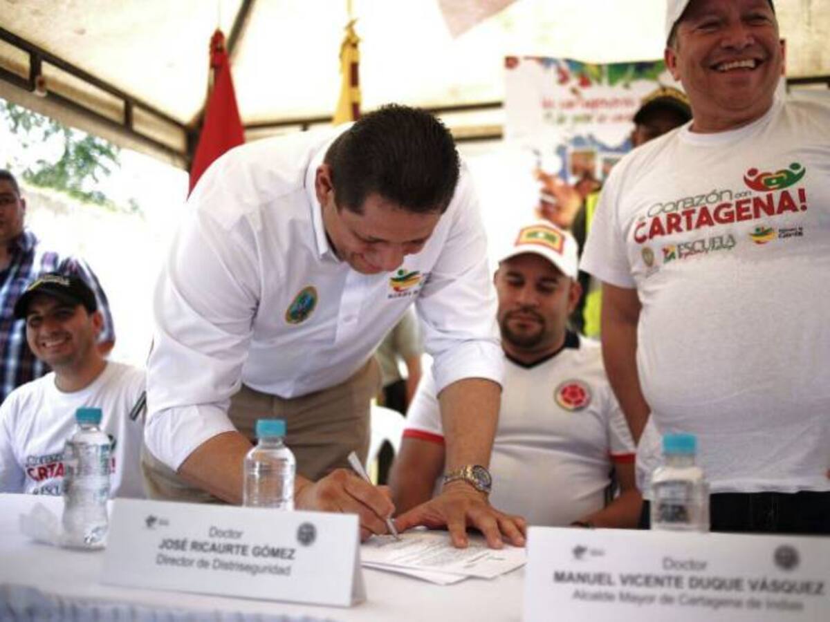 Continua fortalecimiento de seguridad en barrios de Cartagena