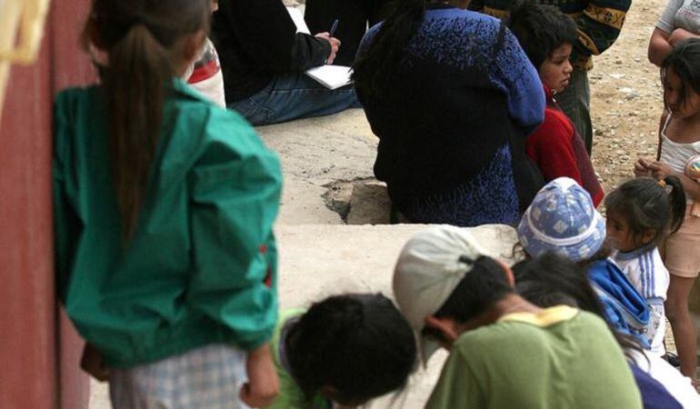 Los más afectados son los menores de edad por la situación de violencia.