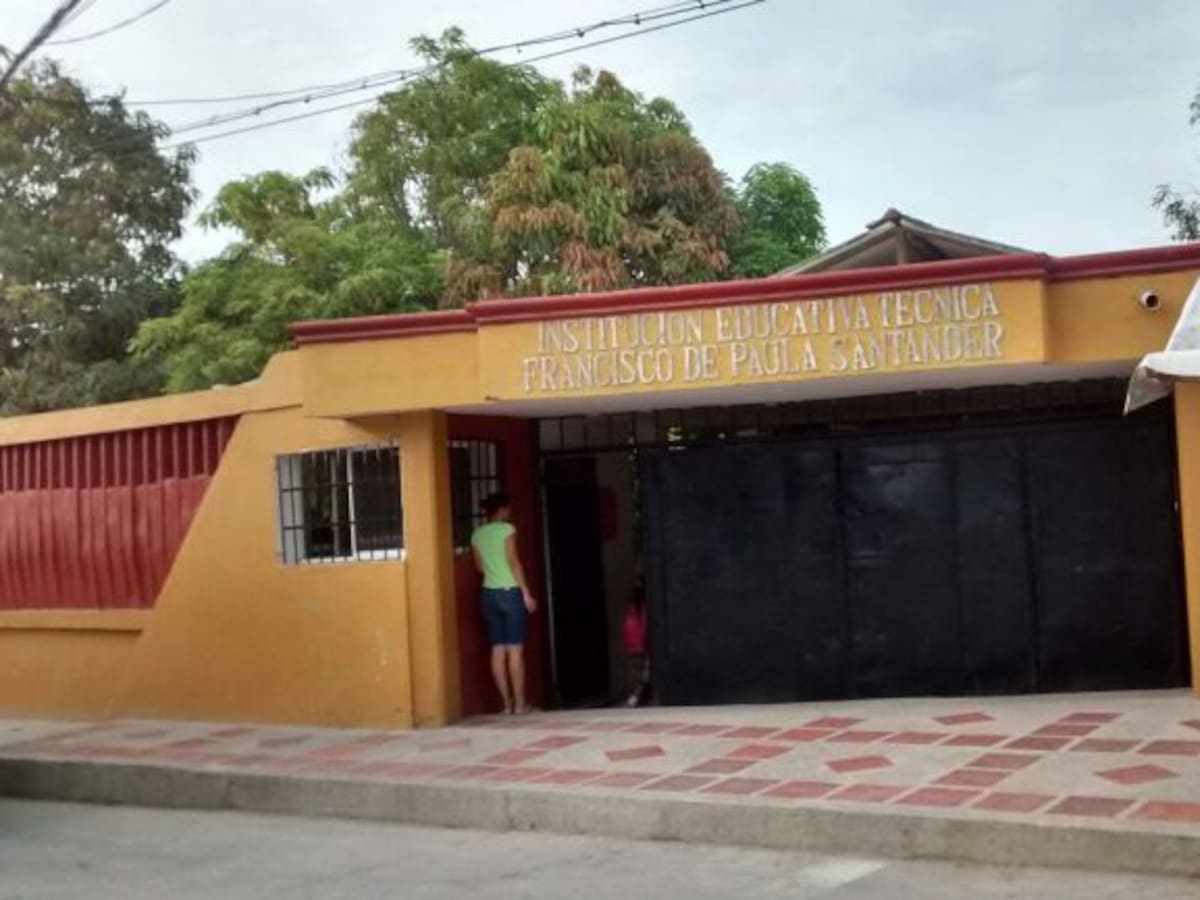 Estudiantes en Soledad consumen antidepresivos en salones