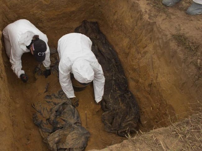 Después de 10 años de peticiones de las víctimas se exhumaron los últimos cuerpos de personas no identificadas del cementerio de la Macarena, en el Meta