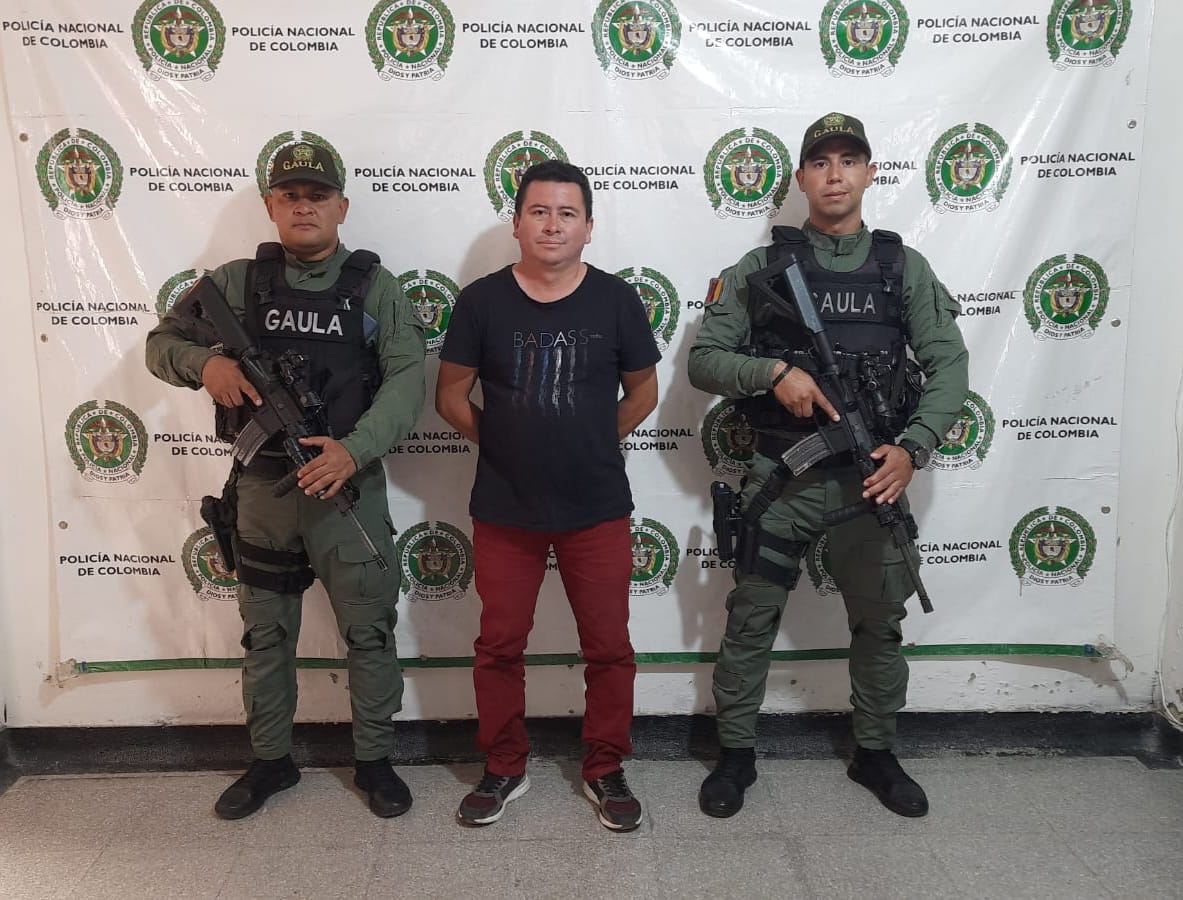 El capturado es señalado de extorsionar a un hombre para no revelar que tenía un hijo extramatrimonial. Cortesía: Policía Huila.