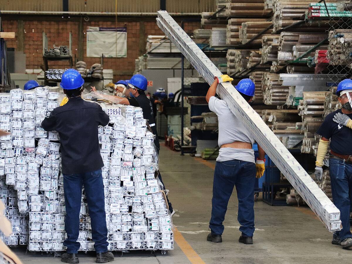 Medellín reportó 8.9% en tasa de desocupación entre marzo y mayo, la menor en el país