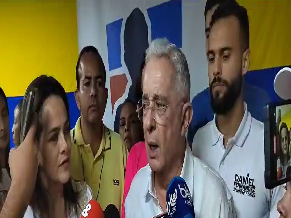 No sé de sobornar testigos ni de engañar a la corte: Uribe tras posible llamado a juicio