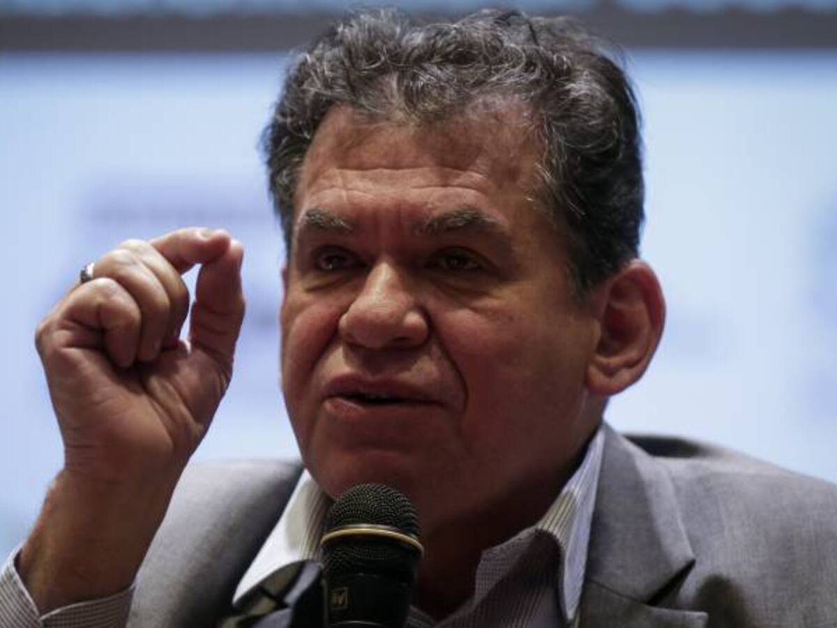 ‘Estamos a días de iniciar diálogos con el ELN’: Analistas