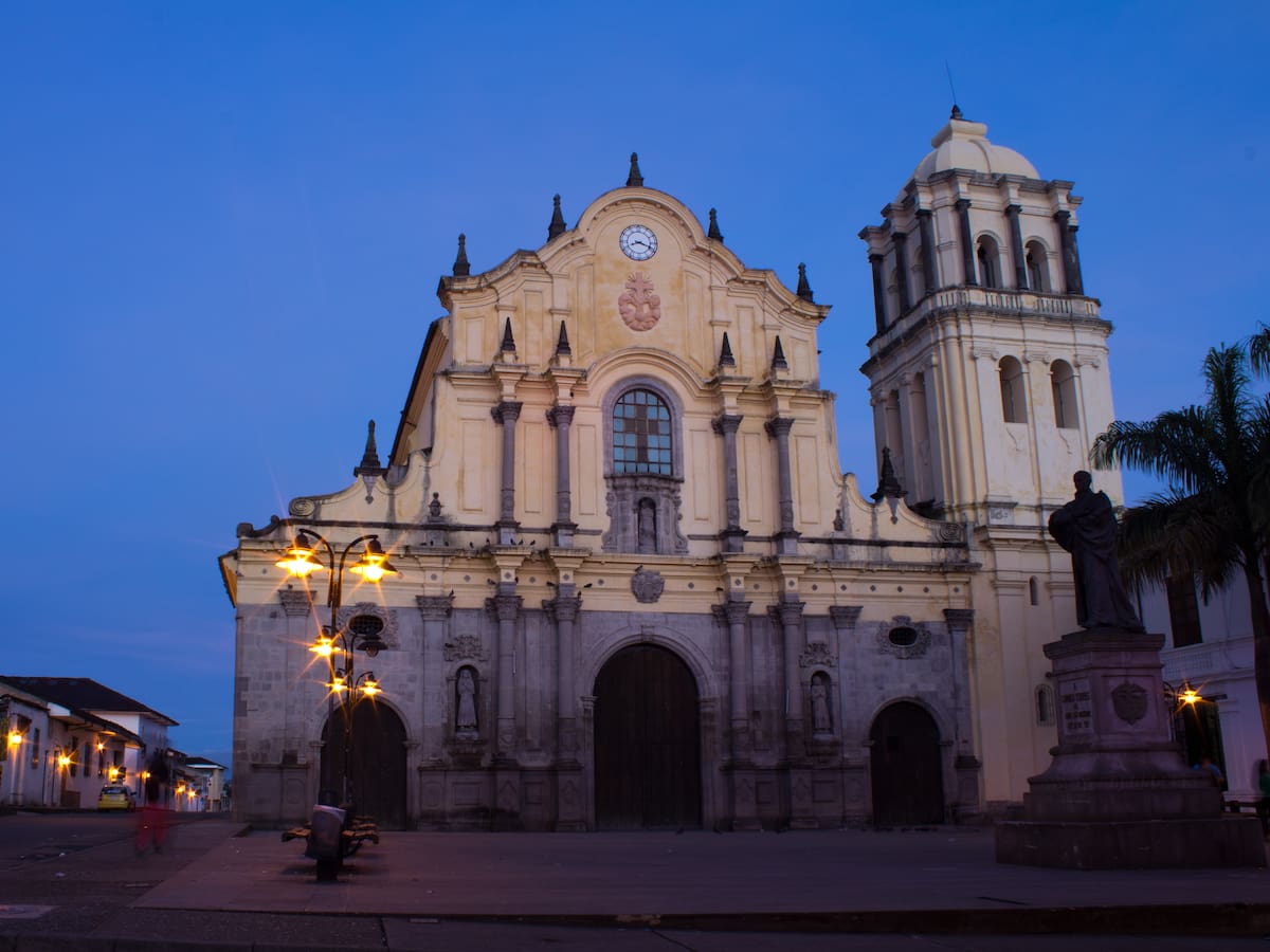 Popayán y Santiago de Compostela sellan hermanamiento por procesión del Lunes Santo