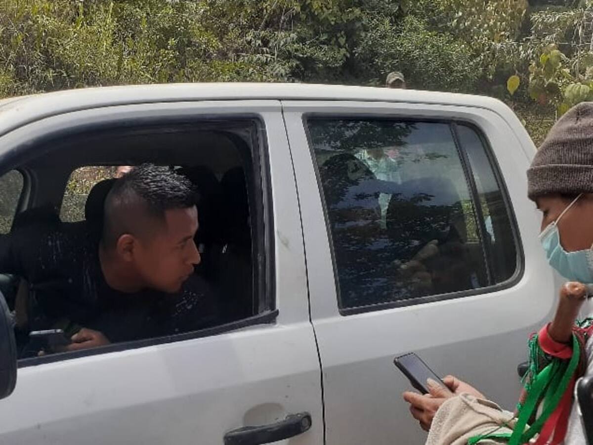 Guardia Indígena capturó a tres presuntos disidentes en el oriente del Cauca