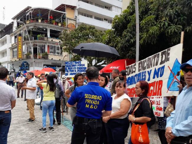 Protesta de la comunidad del municipio de Rovira