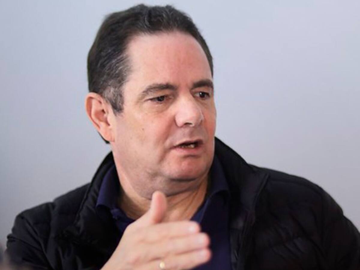 Vargas Lleras se despachó contra las reformas a la Justicia y Procuraduría