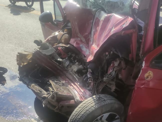 Trágico accidente en la vía Palmira - Candelaria deja dos muertos y cuatro heridos - Redes Sociales