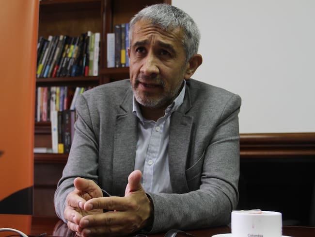 Víctor De Currea-Lugo renuncia como embajador de Colombia en Emiratos Árabes