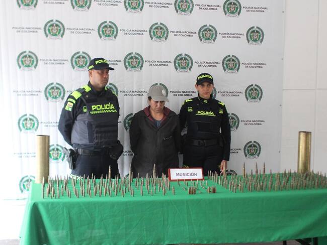 En el operativo fue capturada una mujer que fue entregada a las autoridades.