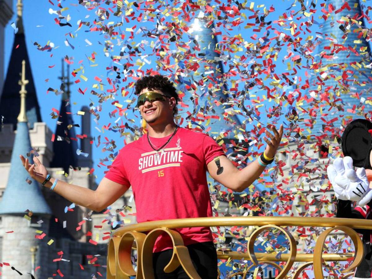 Mahomes cumple su deseo de hace siete años y fue a Disney World