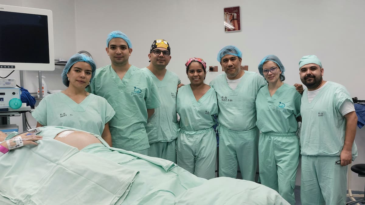 En el Hospital San Jorge realizan cirugía de bebés que aún están en el vientre de la madre