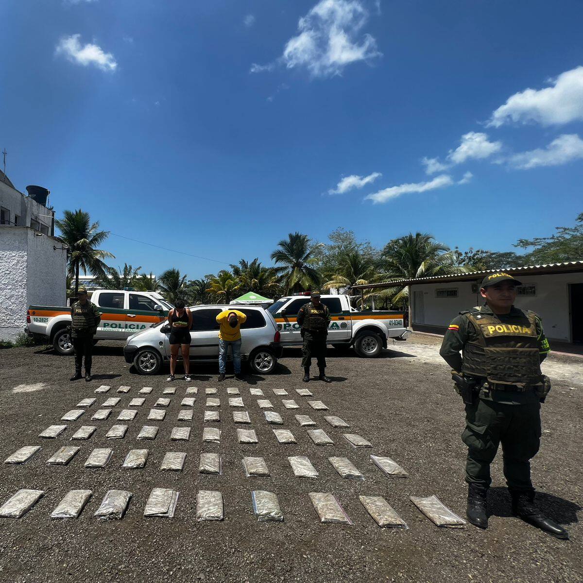 Por huir de un retén con marihuana, dos personas casi se accidentan en Urabá