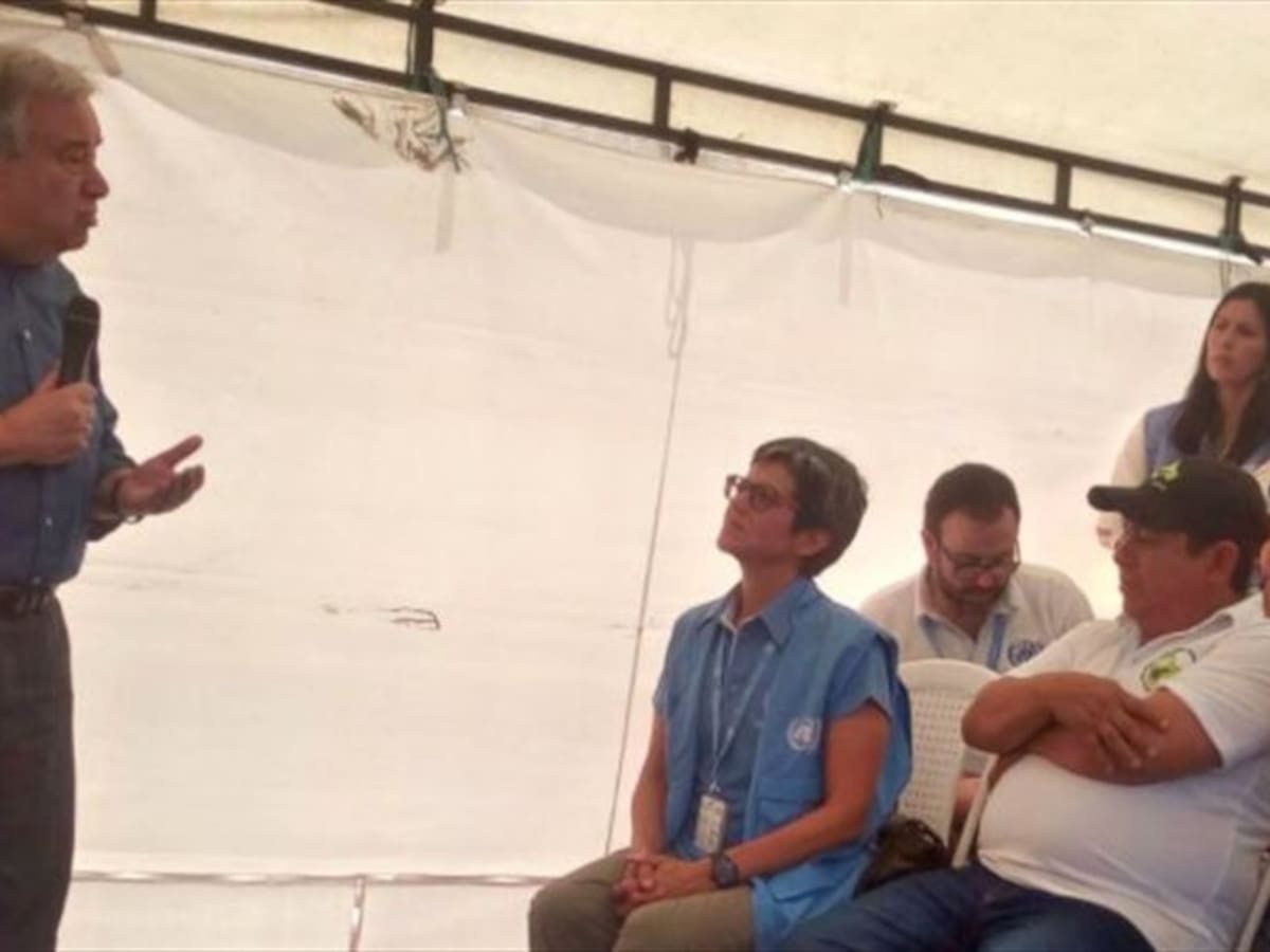 "Para mí es claro el compromiso total del Gobierno y de Farc con la construcción de paz"