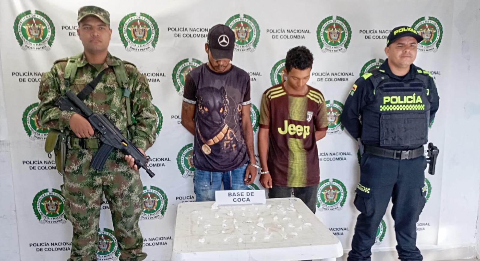 Dos hombres pretendían esconder droga dentro de sus pantalones en Cicuco, Bolívar