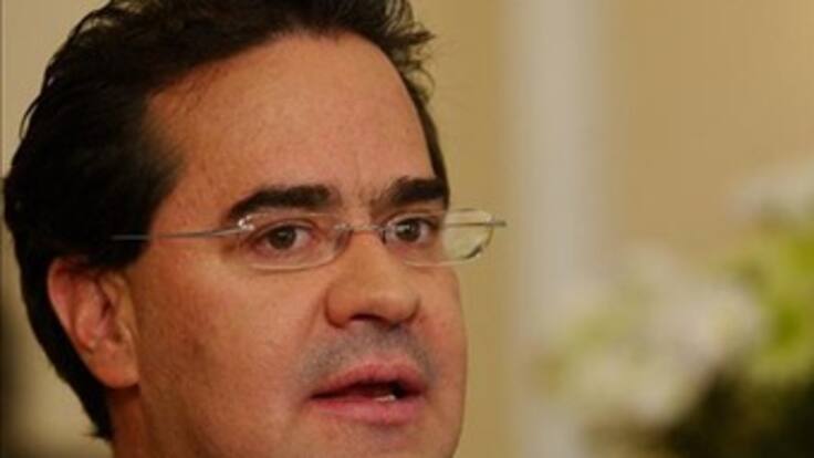 El Alto Comisionado para la Paz, Frank Pearl, fue contagiado del virus AH1N1