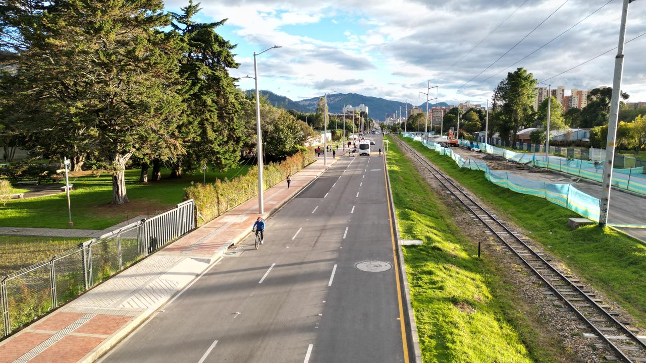 Habilitan un costado de la Avenida Novena entre calles 170 y 183 en Bogotá . FOTO: IDU.