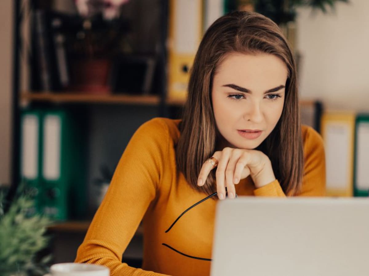 Trabajo sí hay: en Caracol Radio buscan periodistas junior